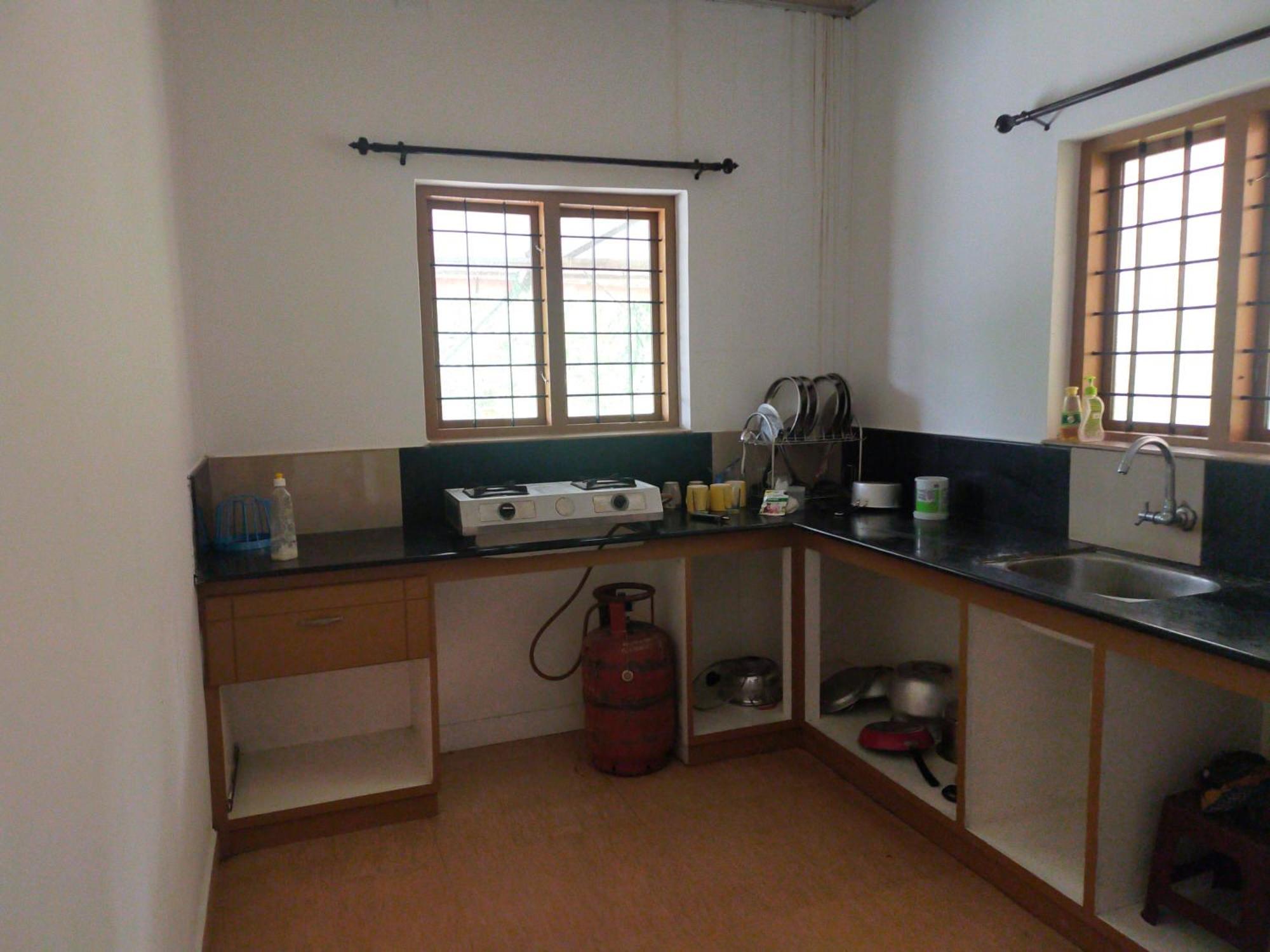 Anivilla Holiday Home Kunjithanny Anachal المظهر الخارجي الصورة